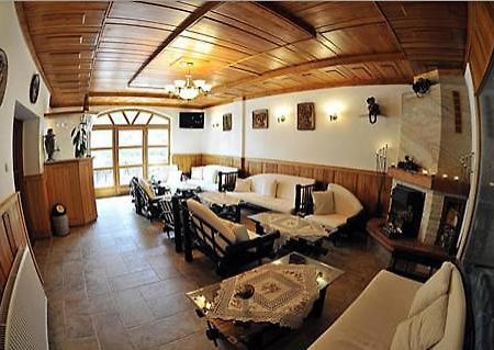 Trojka Hotel Es Panzio Solnoca Exterior foto