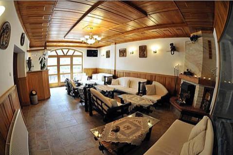 Trojka Hotel Es Panzio Solnoca Exterior foto